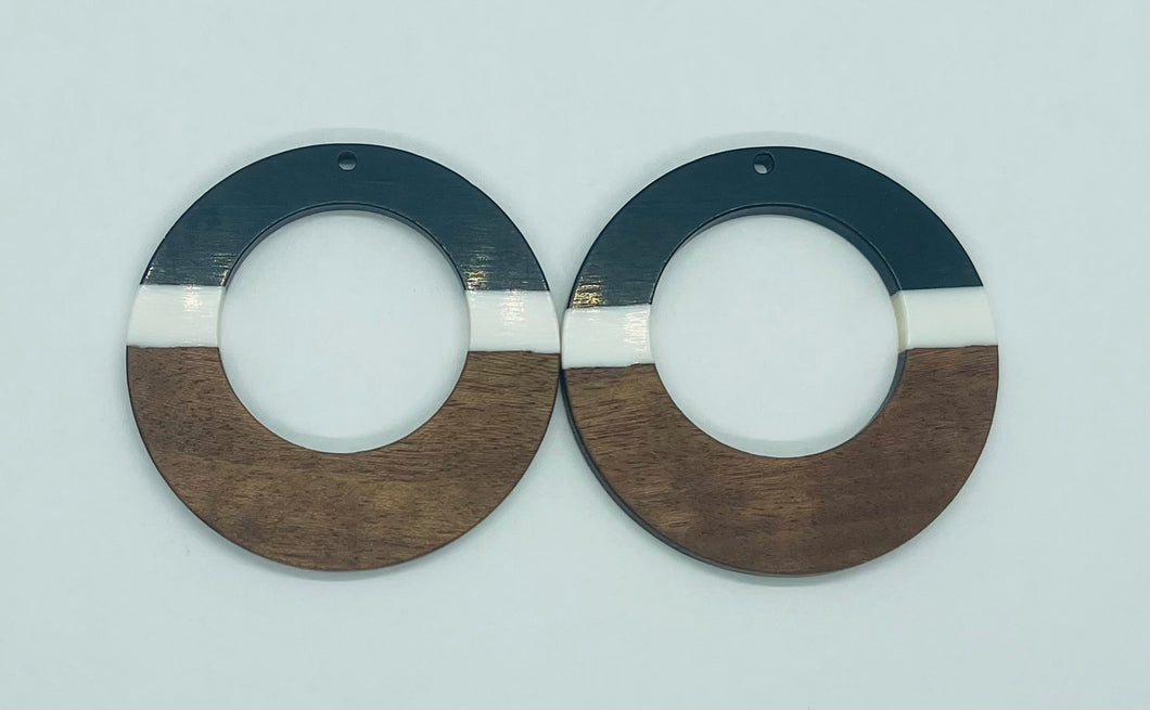 Hollow Circle Black with White Stripe