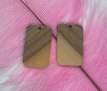 Load image into Gallery viewer, Square Wood/Resin
