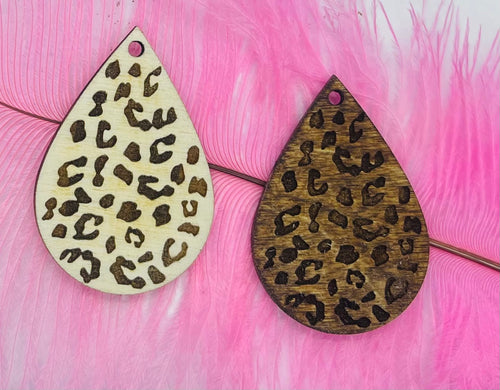 Leopard Engraved Tear Drop Dangle
