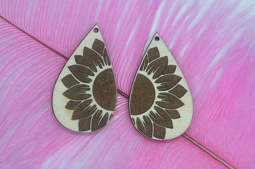Sunflower on Wood