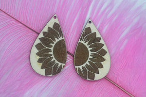 Sunflower on Wood