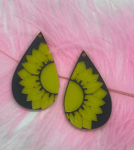 Sunflower on Black Acrylic