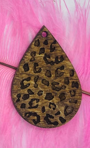 Leopard Engraved Tear Drop Dangle